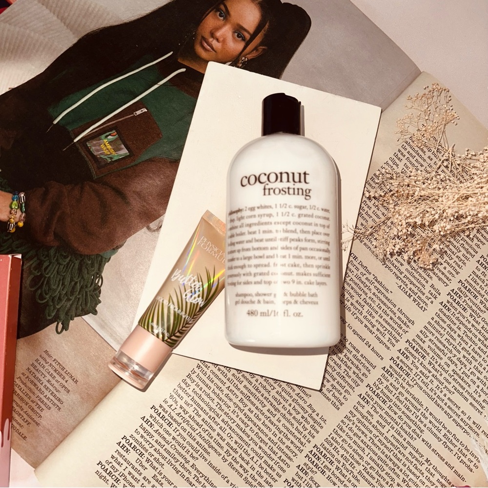 PHILOSOPHY Coconut Frosting Bubble Bath + Shower Gel + Shampoo - Picture 2 of 3